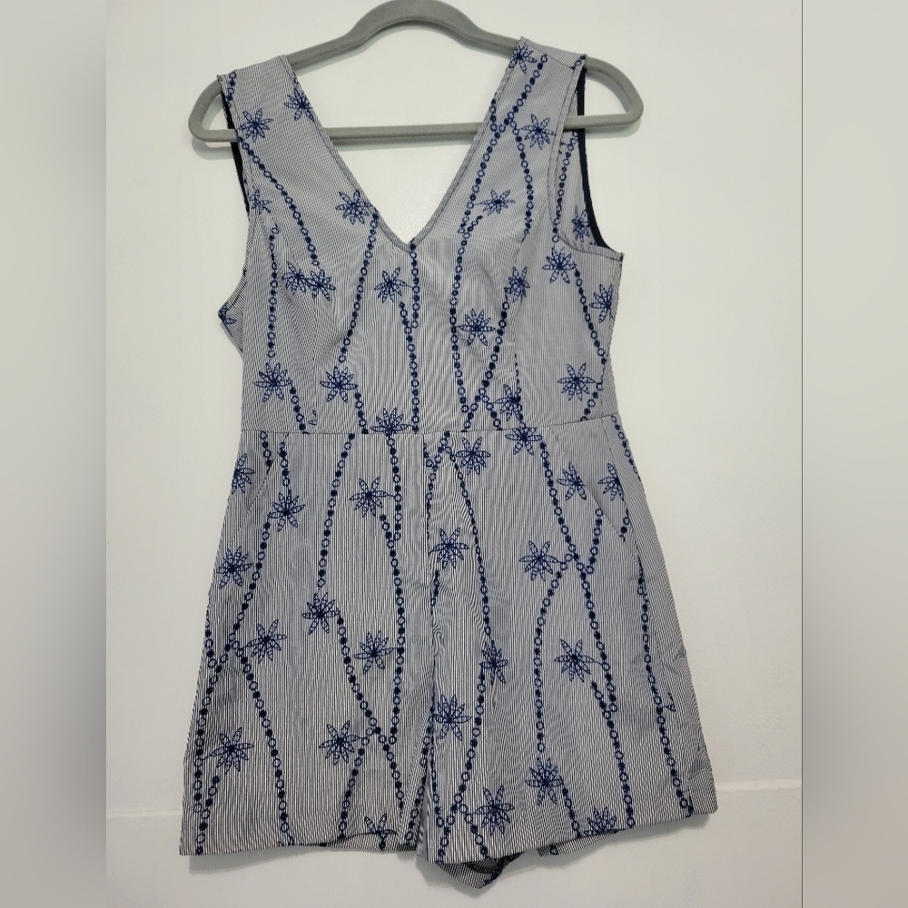 BCBGeneration Striped Embroidered Romper Size 2 Blue NWT